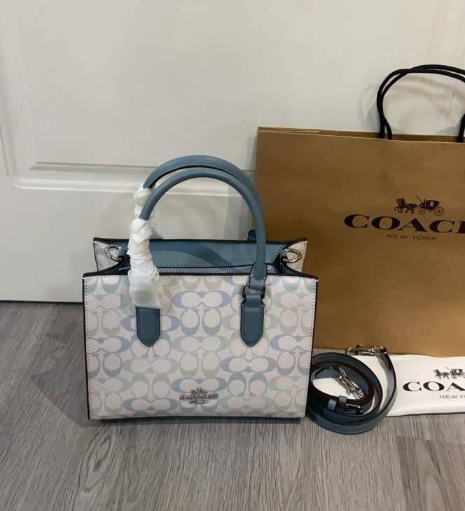 Picture of Coach Handbags _SKUfw241356429fw